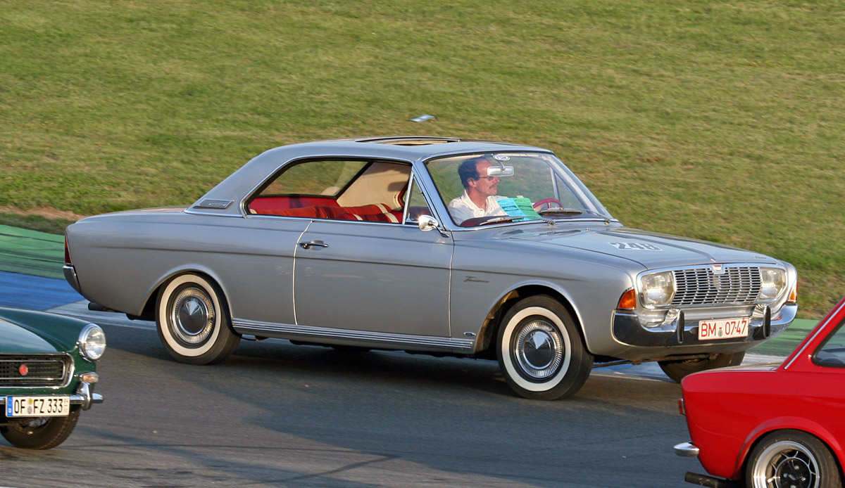 Ford Taunus 20m P5 Hard Top
                Hockenheimring